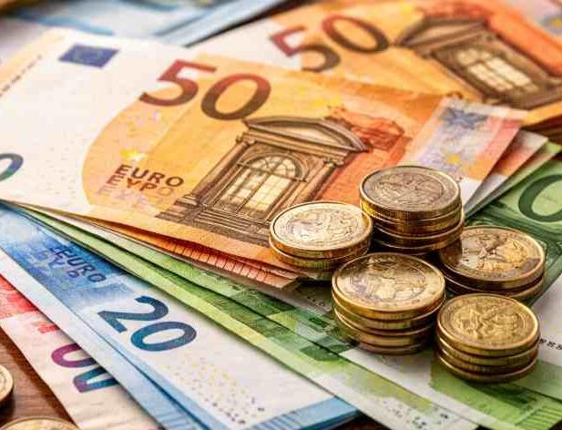 Stiprinās patērētāju aizsardzību kreditēšanas jomā