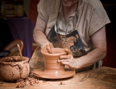 Prasa lielāku aizsardzību tradicionālajiem amatnieku produktiem