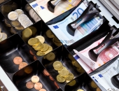 Lūdz veikt izmaiņas jaunajās kases aprātu lietošanas prasībās