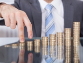 Darba samaksas kāpuma temps audzis