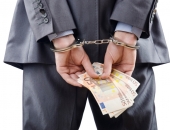 Saeimas komisija strādās pie grozījumiem bargākai banku sodīšanai naudas atmazgāšanas jomā