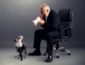 Darba līguma uzteikšana mobinga un diskriminācijas gadījumā