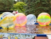 PTAC pastiprināti pārbaudīs piepūšamo atrakciju drošību un to iznomātājus