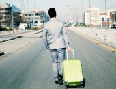 Atvieglos ieceļošanu augsti kvalificētiem speciālistiem un nodarbinātajiem profesijās ar būtisku darbaspēka trūkumu