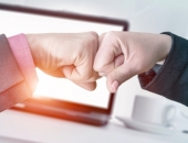 Lielākie apvienošanās darījumi pērn Latvijā īstenoti mazumtirdzniecības sektorā