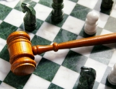 Kam ir tiesības piedalīties tiesas sēdē?