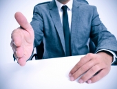 Kā pieņemt  darbā?