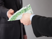 Nodod jaunai izskatīšanai krimināllietu par naudas piesavināšanos lielā apmērā