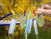 Covid-19 slimnieku kontaktpersonām ātrāk izsniegs darbnespējas lapas