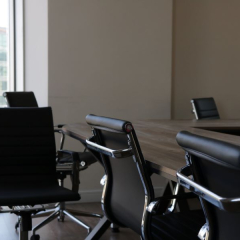 No jauna vērtēs rīkojumu par Mājokļu un vides departamenta direktora atstādināšanu no darba