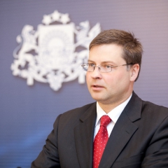 iFinanses.lv Bizness 