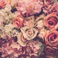 Latvija pērn importēja grieztos ziedus 9,8 miljonu eiro vērtībā; tostarp visvairāk rozes