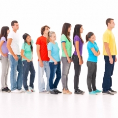 Patērētāji kļuvuši mazliet turīgāki, finansiāli stabilāki un piesardzīgāki