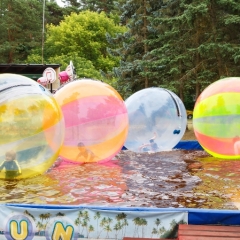 PTAC pastiprināti pārbaudīs piepūšamo atrakciju drošību un to iznomātājus