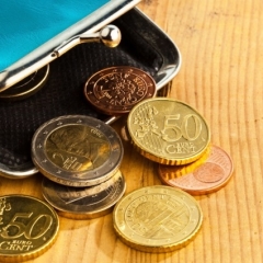 Jāpalielina nevis minimālā alga, bet neapliekamais minimums