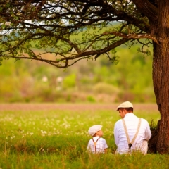 Nav jākautrējas ar bērniem runāt par naudas lietām