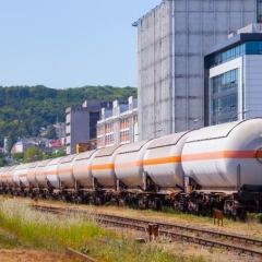 Latvijā nevarēs noliet, uzglabāt un tirgot degvielu, par kuru valstī nav samaksāti nodokļi