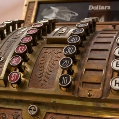 Mazie un vidējie uzņēmumi gribētu valsts atbalstu jauno kases aparātu iegādei