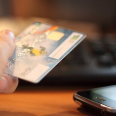 Latvijas uzņēmumu kreditēšana pieaugusi par 40%