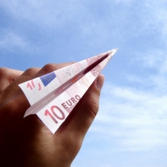 4 idejas tirgotājam: kā labāk iztikt bez skaidras naudas norēķiniem?