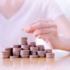 Saeima pieņem grozījumus atlīdzības  likumā 