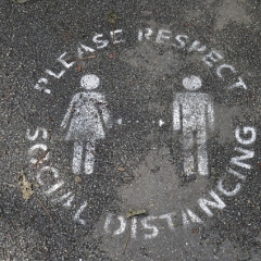 Pasākumu apmeklētājiem būs jāievēro savstarpēja  1 metra distance