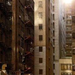 Par daudzdzīvokļu mājas parādiem atbildīgi īpašnieki