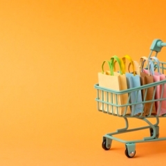 Satversmei neatbilst regulējums, kas noteica tirdzniecības centru darbības ierobežojumus