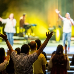 Par sabiedriskās kārtības traucēšanu noteiks atbildību arī juridiskām personām