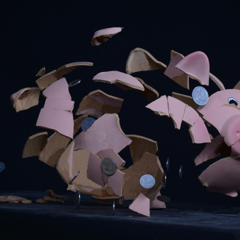 Parādu atļaus piedzīt 10%  apmērā no minimālās algas