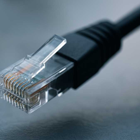 Mazinās prasības elektronisko sakaru tīklu attīstības īstenotājiem