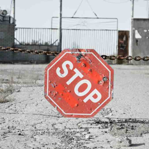 Daļai valsts pārvaldē strādājošo aizliegs braukt uz agresorvalstīm